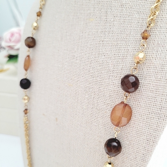 Double strand gold tone necklace - Picture 4 of 6